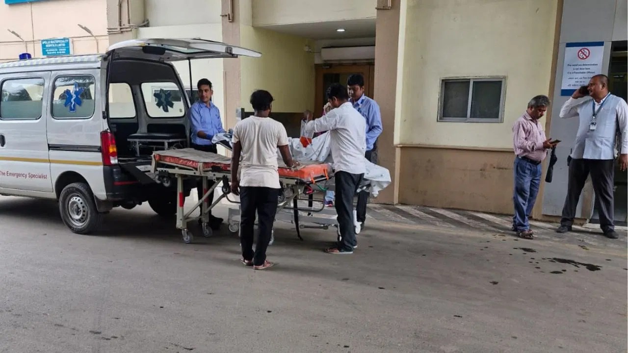 woman doctor, threat, rape, murder, R G Kar Case, private hospital