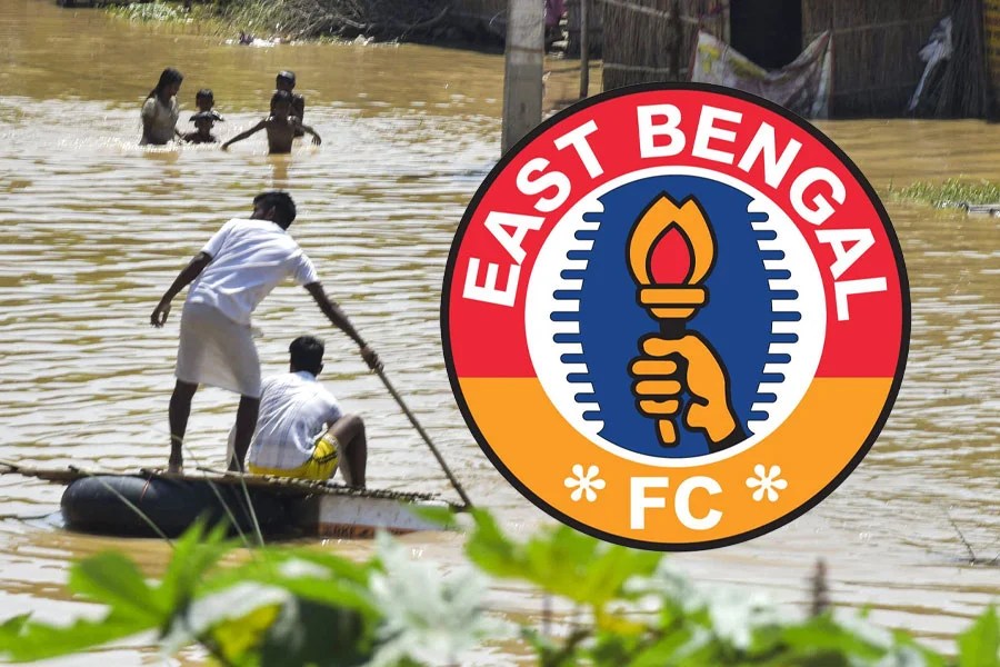 ইস্টবেঙ্গল, বন্যা পরিস্থিতি, ত্রাণ সহায়তা, মুখ্যমন্ত্রী, মমতা বন্দ্যোপাধ্যায়, পশ্চিমবঙ্গের বন্যা পরিস্থিতি, সাহায্য,East Bengal, Flood Situation, Relief Assistance, Chief Minister, Mamata Banerjee, West Bengal Flood Situation