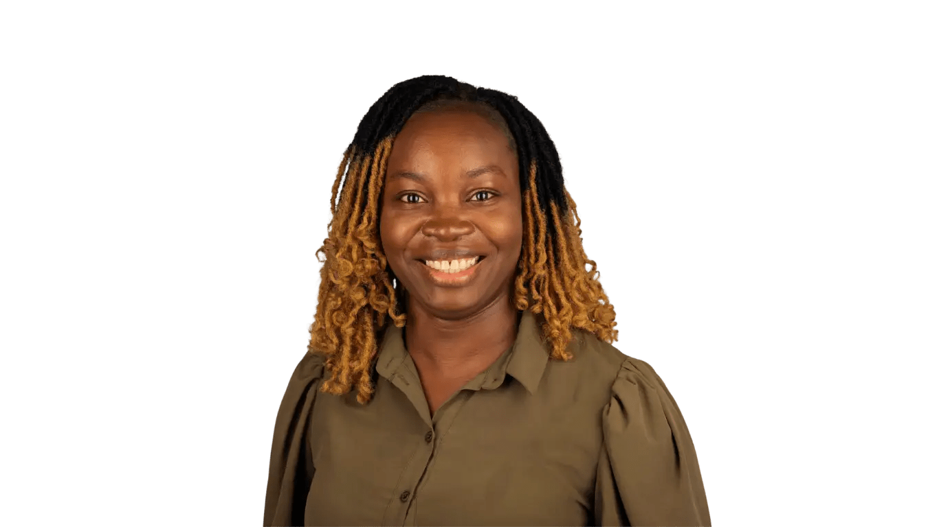 Ibiyemi, a financial coach and investment expert at Kias Consulting Pro, guiding individuals toward financial independence.