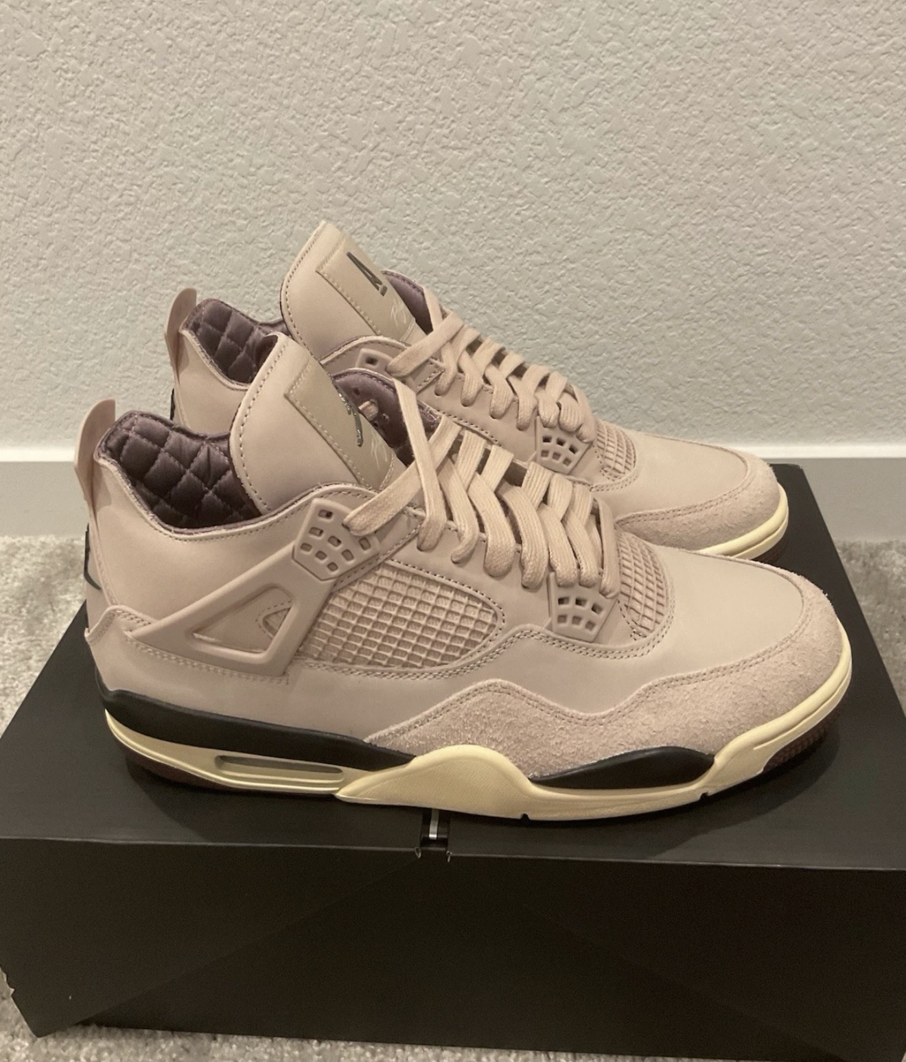 jordan 4 x a ma maniere “While You Were Sleeping” sz 11 M / 12.5WMN