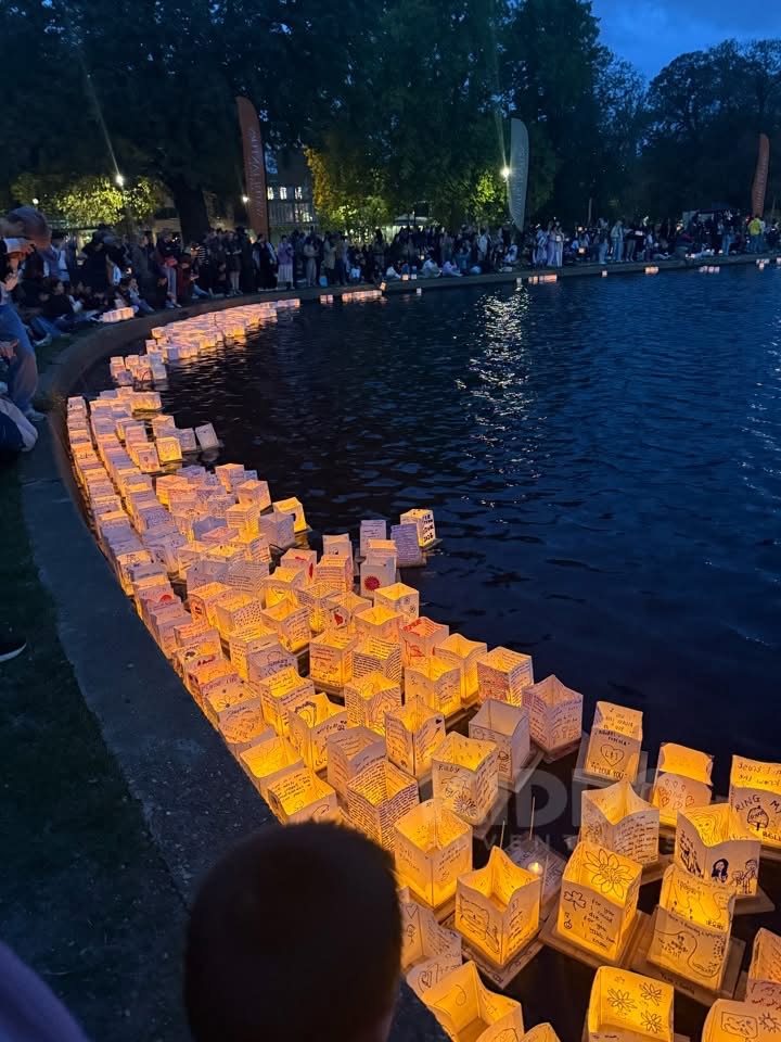 Water Lantern Festival London REVIEW: What It’s Really Like