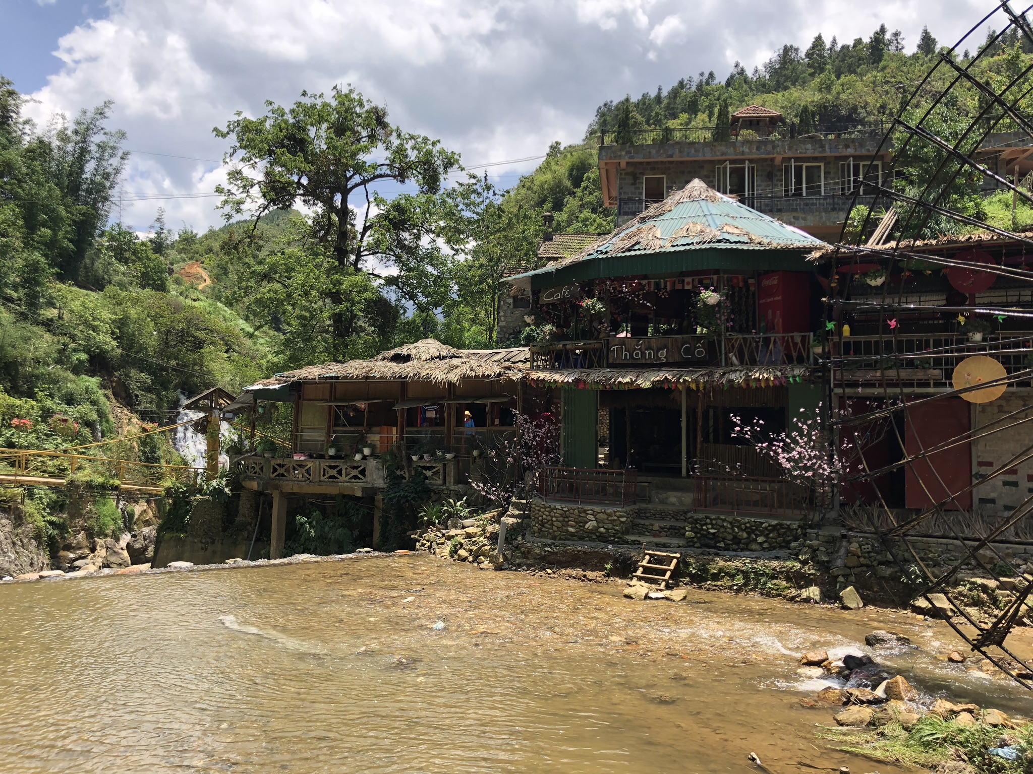 Riverside restaurant, Cat Cat Village