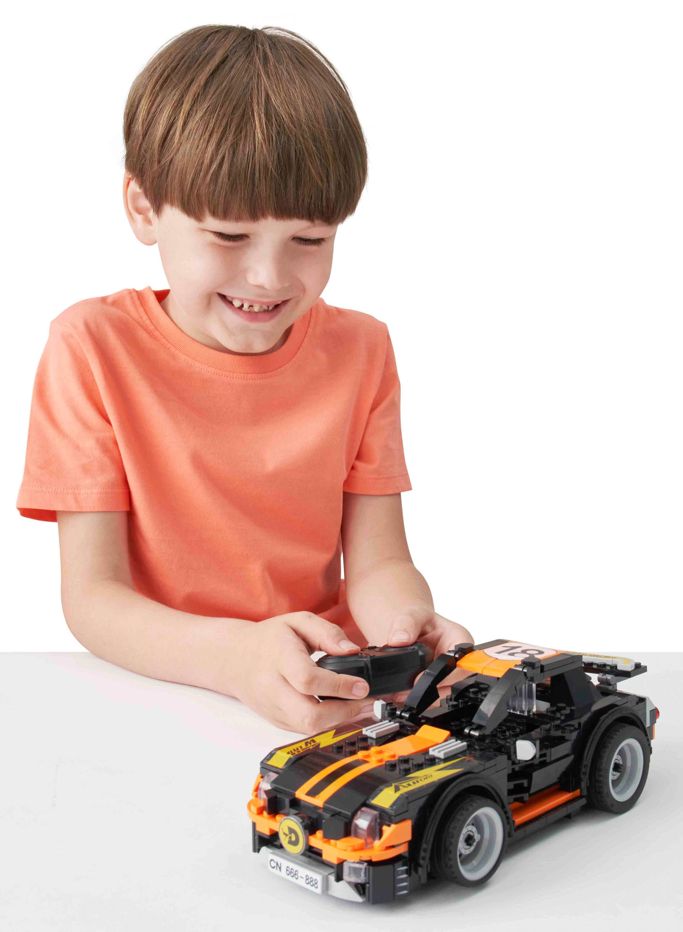 ALPHA TOYS' WISE BLOCK RC BRICK BUILDING SETS INTEGRATE
