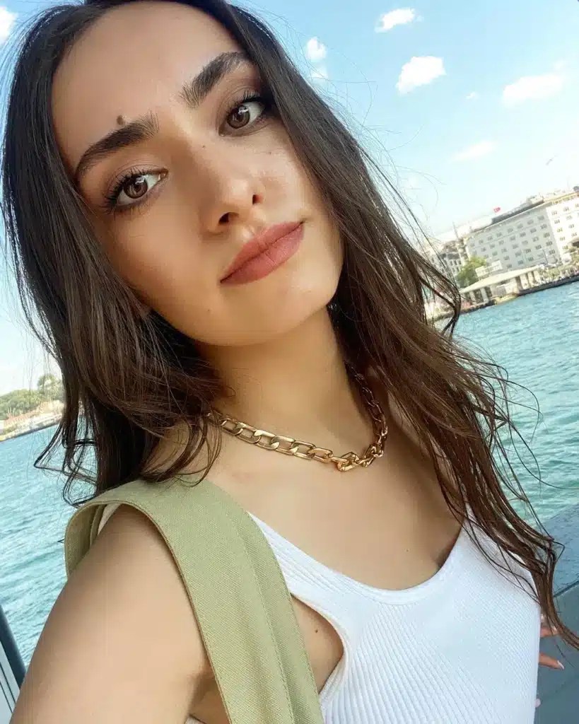 Ayten Rasul Kimdir? Nereli? Kaç yaşında? Evli mi? Sevgilisi?