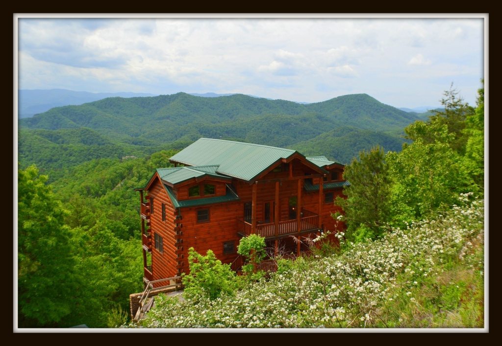 Read more about the article 4661 Settlers View Lane, Sevierville (Sold)