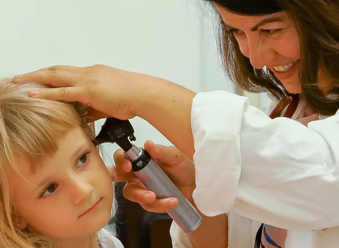 https://kinderambulatorium.com/wp-content/uploads/2021/02/AMB_Bild_3.jpg