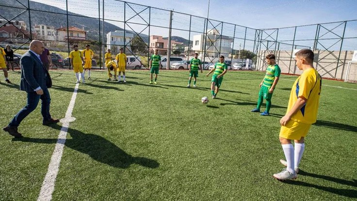 İzmir Büyükşehir Belediyesi’nden amatör spor kulüplerine ve antrenörlerine destek - KiraHaber
