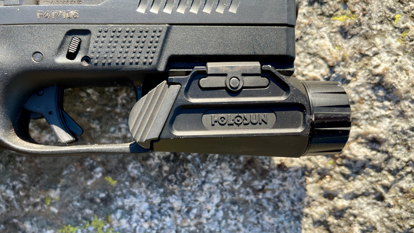 HOLOSUN PID タクティカルライト ホロサン フラッシュライト Holosun PID, Light, 1000 Lumens, Fits Picatinny – Freedom Gorilla