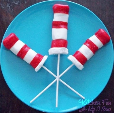 Cat in the hat marshmallow pops