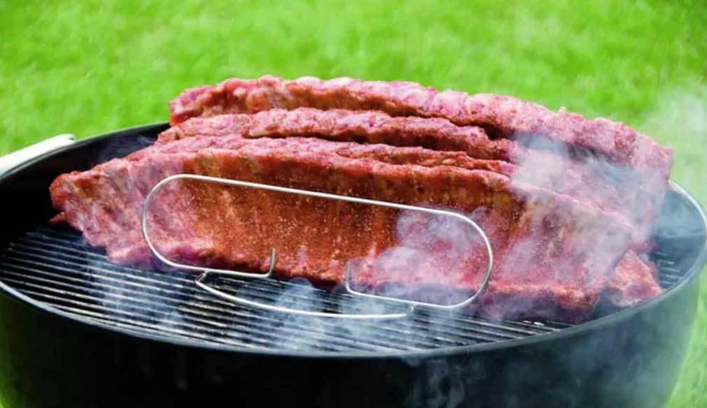 7 Best Rib Rack Reviews for Smoker, Big Green Egg & Kamado Joe