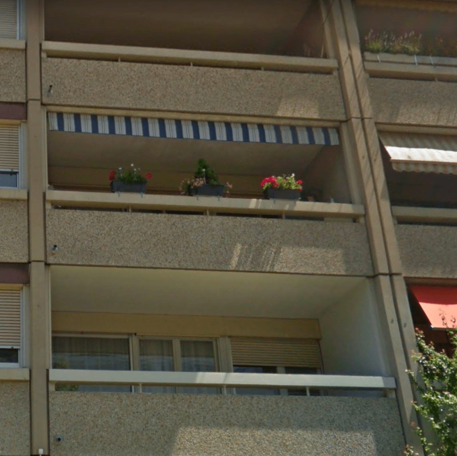 Balcon encastré