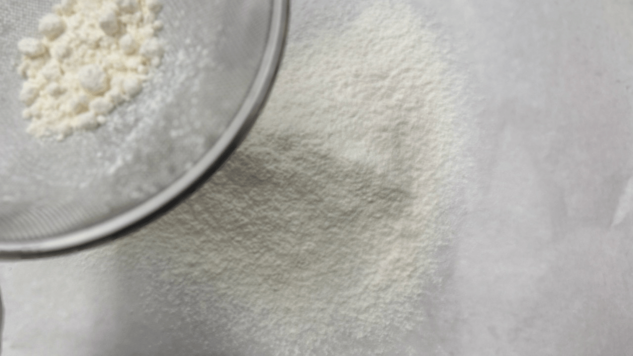 flour for banana chiffon cake