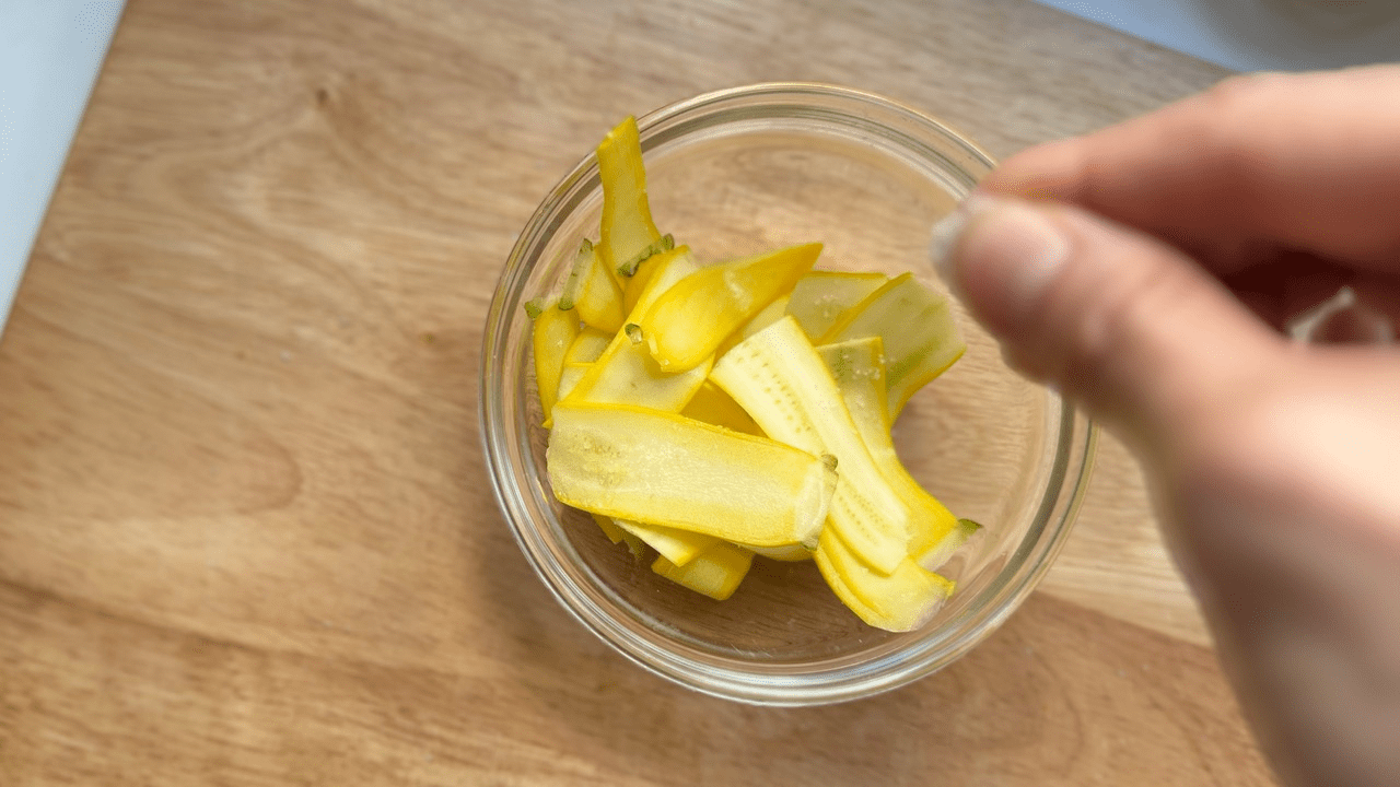 salt and lemmon for zucchini