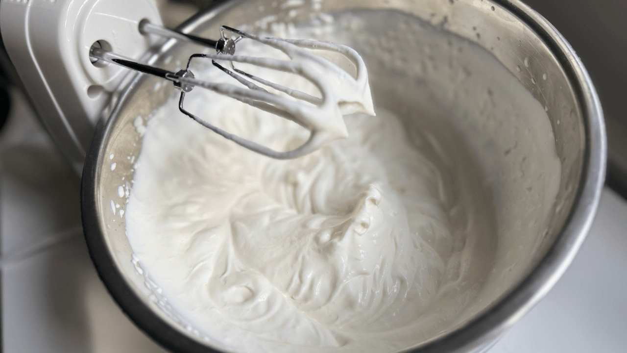 whipped cream midium stiff