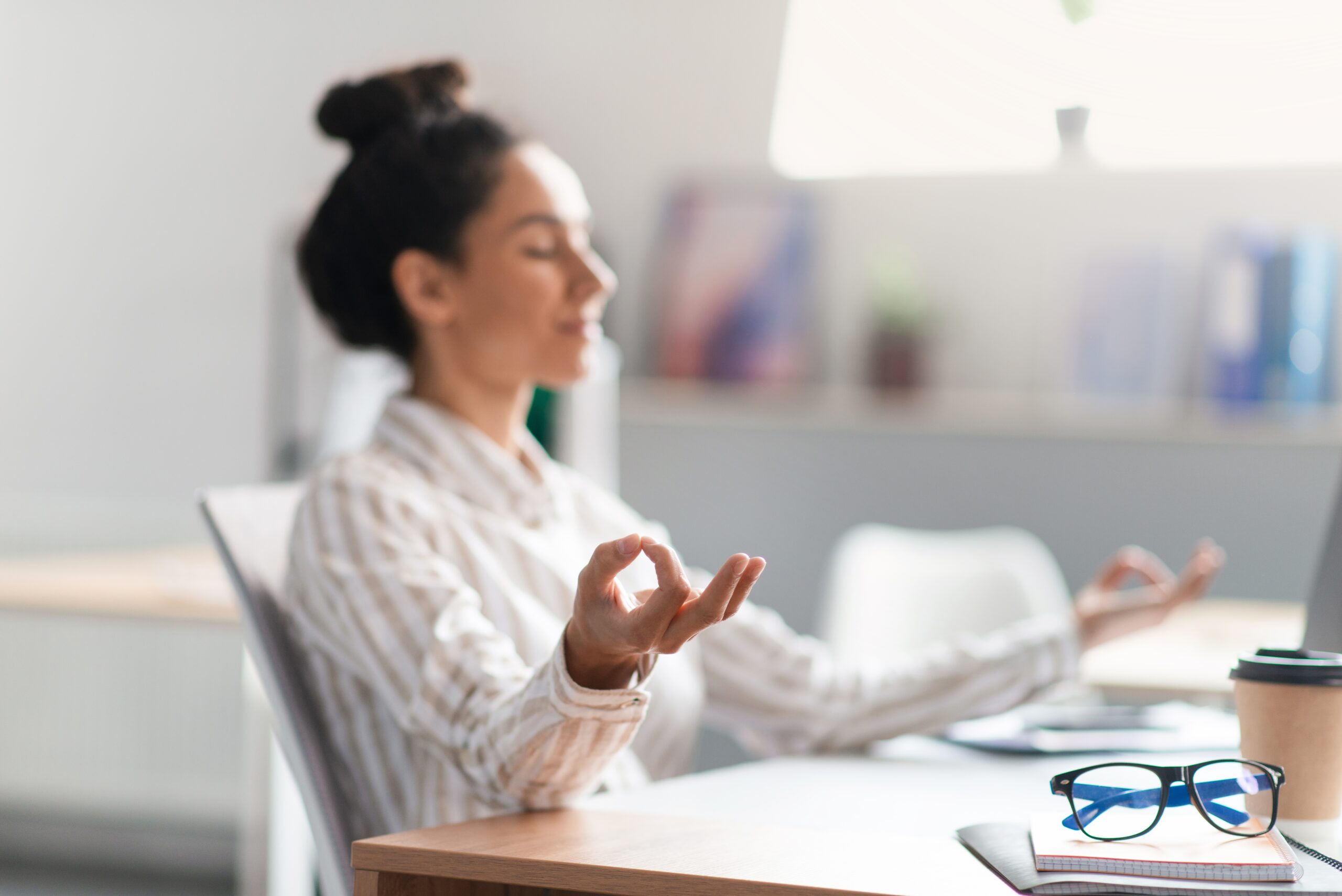Workplace,Stress,Management.,Female,Entrepreneur,Meditating,And,Relaxing,During,Stressful