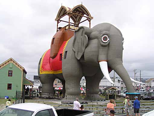 World's Largest Elephant - Todd's Blog