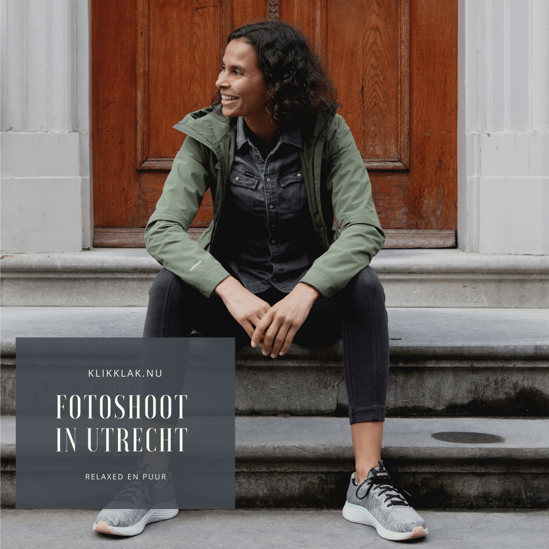Portretfoto die ontspannen en zelfverzekerd uitstraalt voor op jouw website, sociale media, E-books en linkedIn. Deze foto is gemaakt op locatie in Utrecht door Pauline Smale De portretfotograaf in Utrecht voor branding van portretfoto's op je website, LinkedIn of CV. Personeel, events, workshops, bruidsreportages & productfoto's.