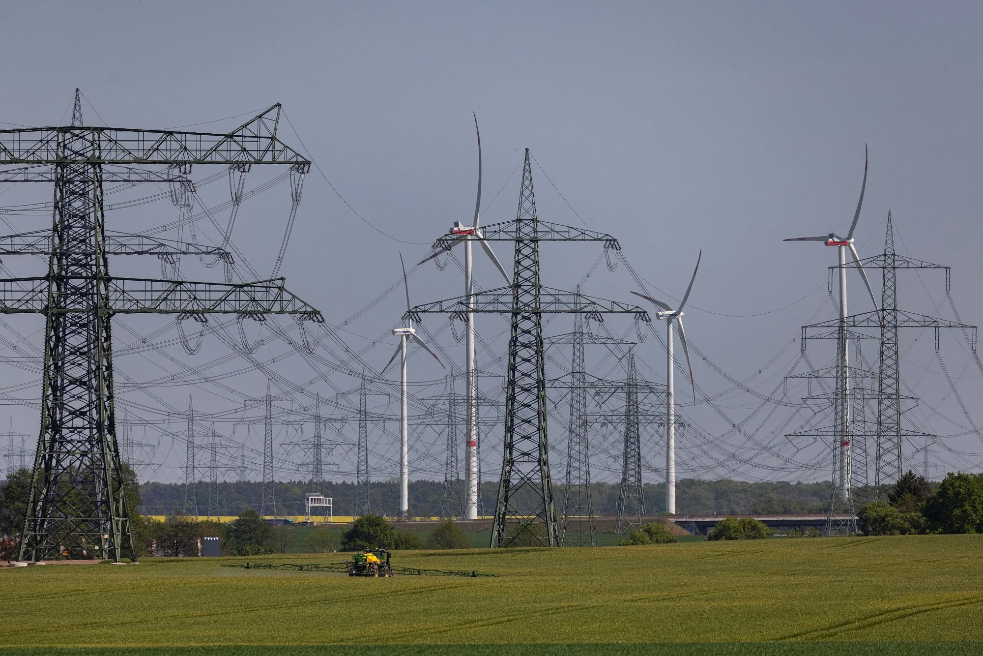 Europa staat voor een elektriciteitsrekening van 3,5 biljoen dollar aldus Bloomberg en Goldman Sachs.