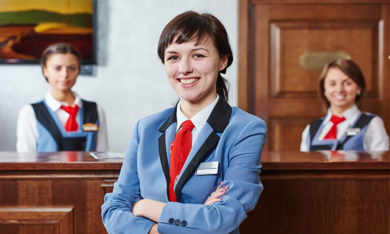 Ti Interessa Lavorare Come Receptionist? Scopri Le Ultime Offerte Di Lavoro! - Klm Finance 460_x_768_jpg