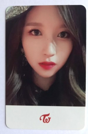 Twice-Mina-Yes-Or-Yes-5
