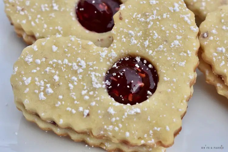 Festively Pretty Raspberry Linzer Cookies • www.knifeandpaddle.com