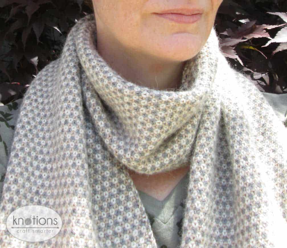 The look of linen the linen stitch takes its name from the fact that when you look at the knit fabric the lines made by the carried yarn when you slip stitches give it a woven look, much like linen. Slipped Stitches And The Linen Stitch Knotions