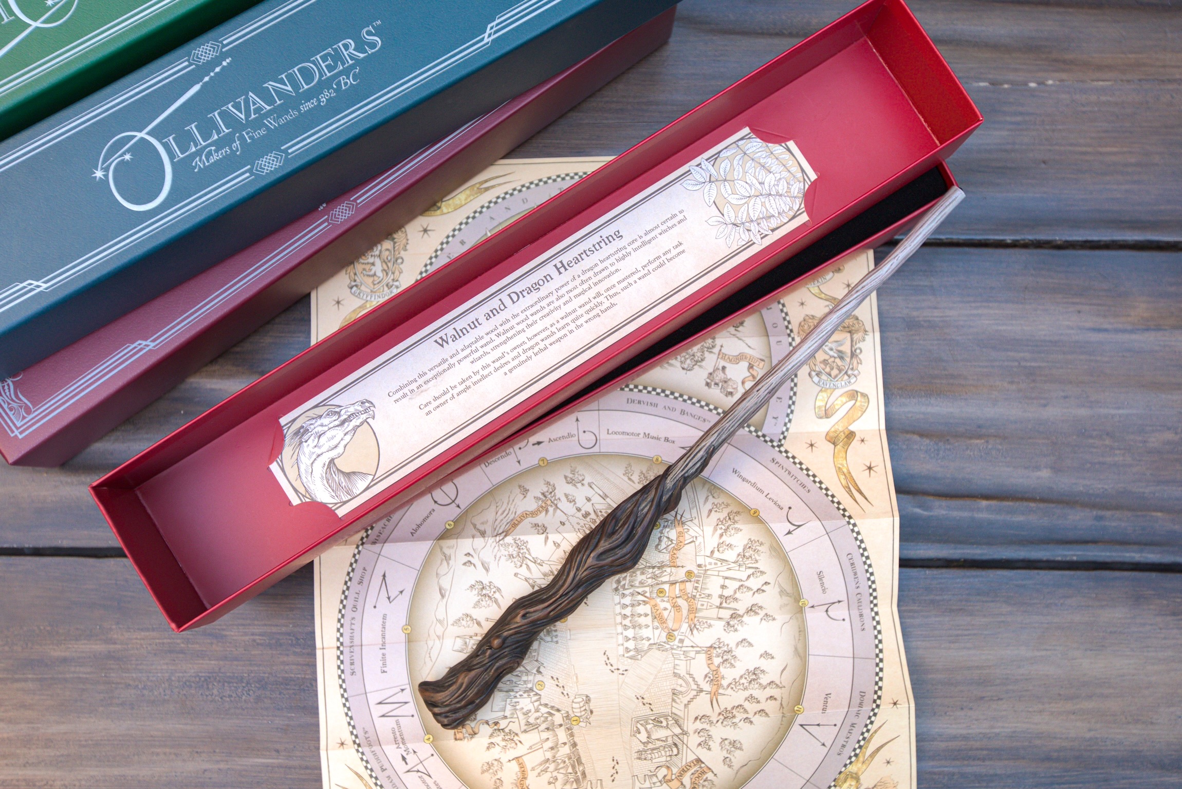 WANDS 会報2.3 とグリーティングカード　セット THE WIZARDING WORLD OF HARRY POTTER DEBUTS ALL-NEW COLLECTION OF