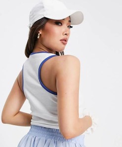 Alternative view of MISSGUIDED Top