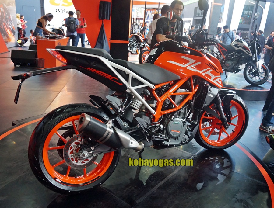 Review Harian KTM Duke 390, Si 