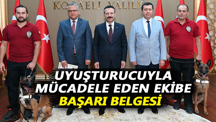 Uyuşturucuyla mücadele eden ekibe başarı belgesi