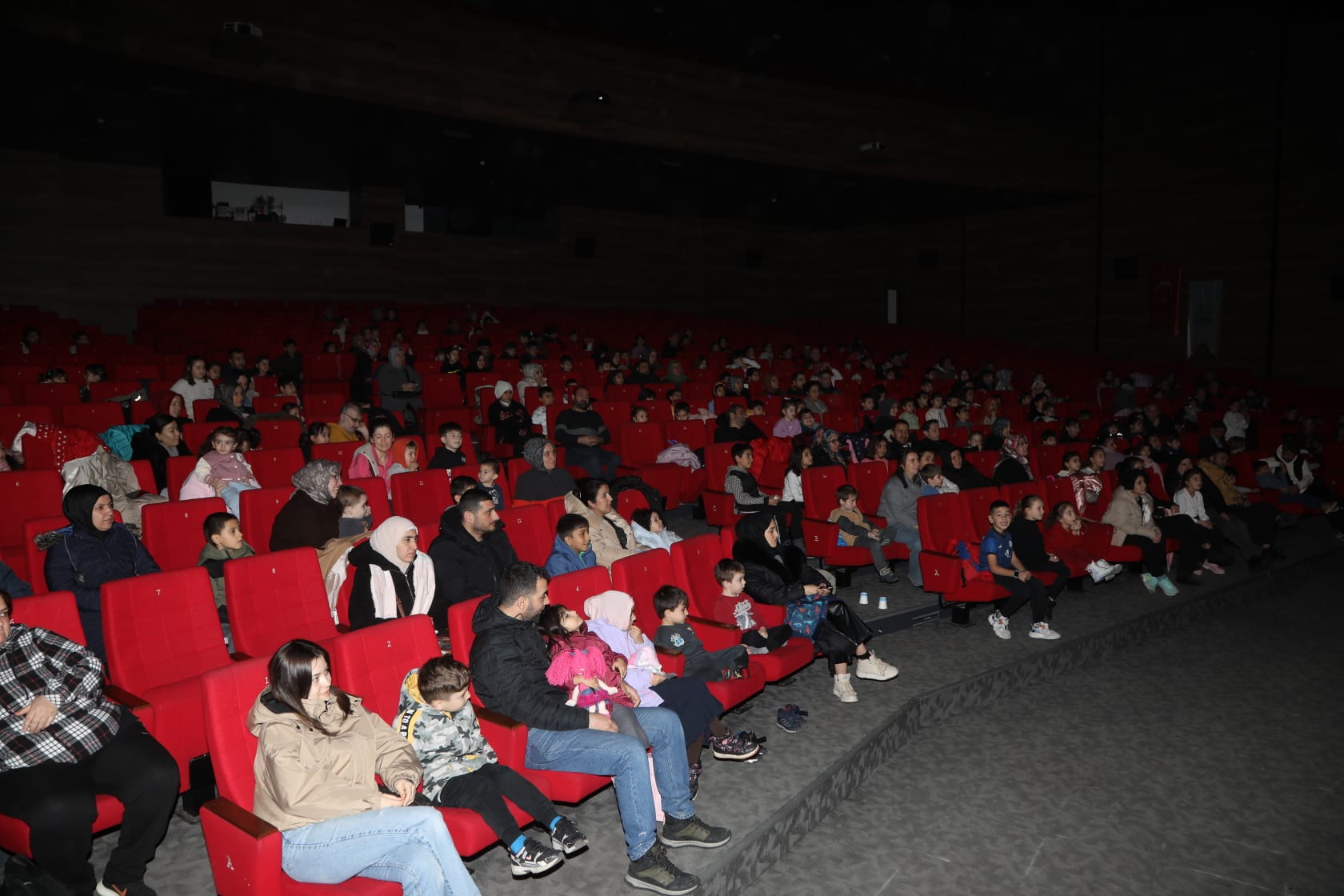 Çayırovalı Çocuklar Yılın Son Etkinliğinde Coştu!