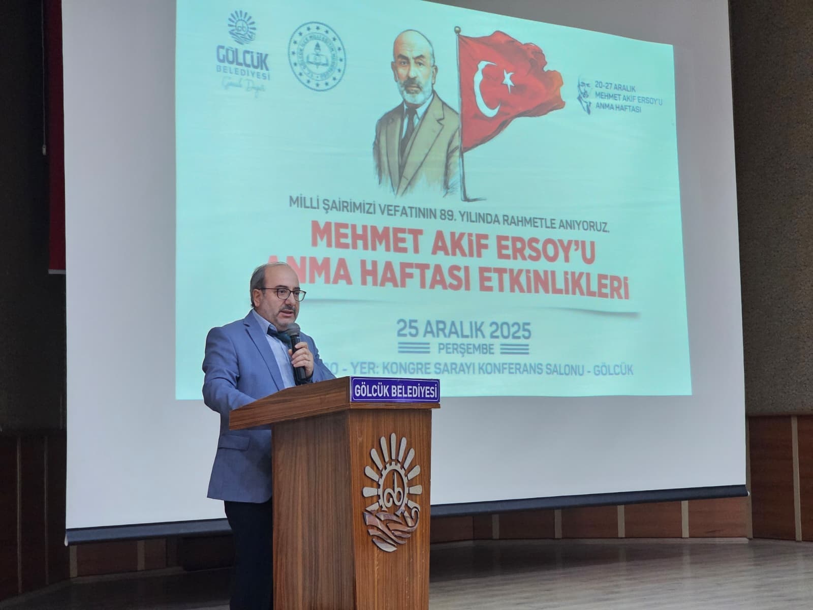 Mehmet Akif Ersoy Gölcük'te Anıldı!