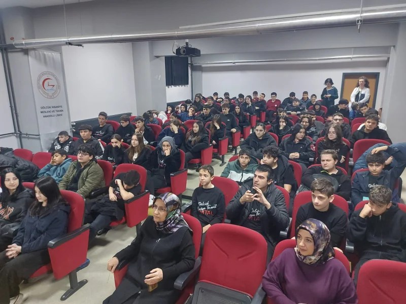 Gölcük’te Gençlere Sıfır Atık Bilinci Aşılanıyor!