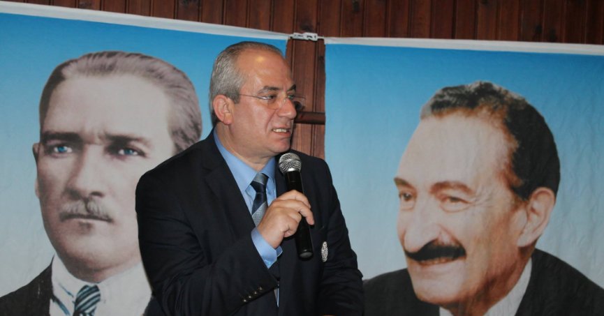 Özzeren’den Aksakal’a tepki: Ecevit mezarında ters dönmüştür!