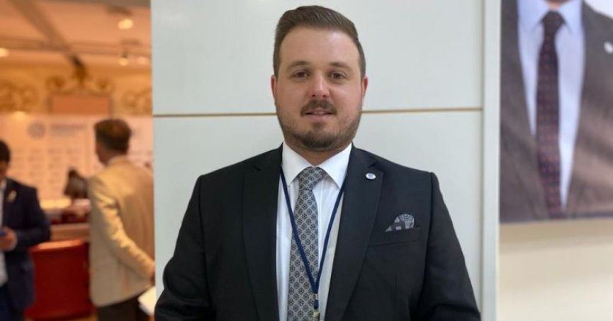 Murat Erinç il başkanlığından istifa etti