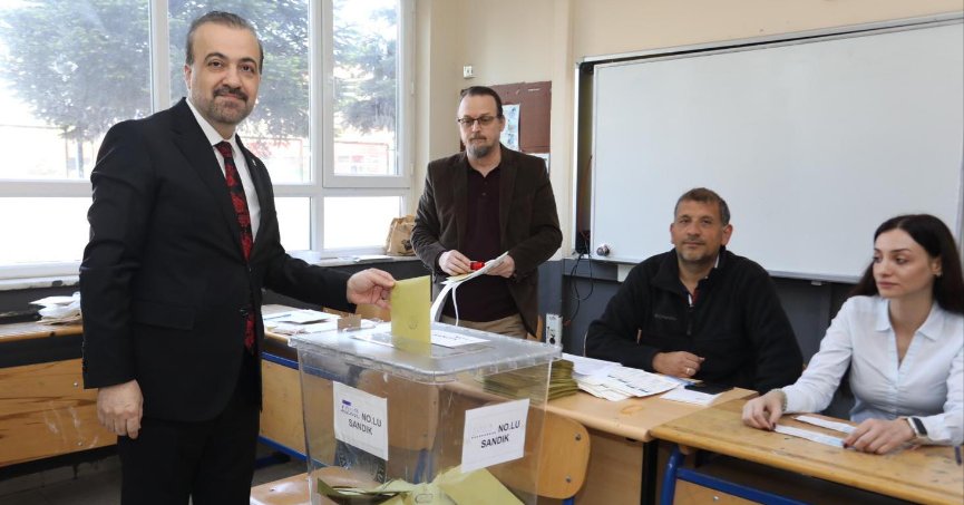 Talus, oyunu kullandı: Sandık, milli iradenin kalesidir