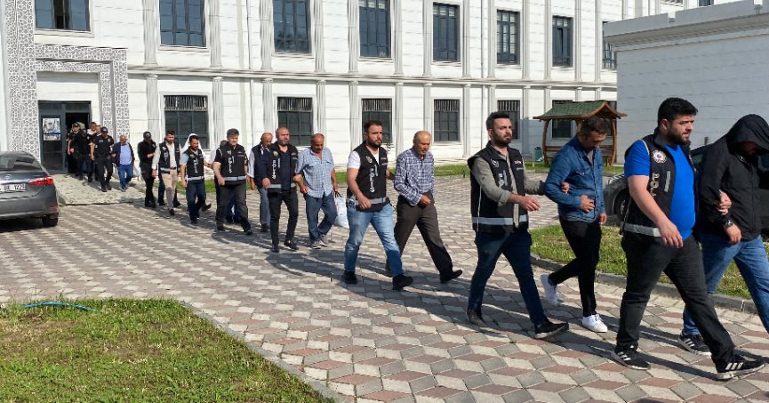 Dolandırıcılık suçundan yakalandılar