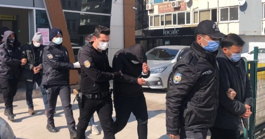 "Hayali konteyner" çetesi yargı önünde