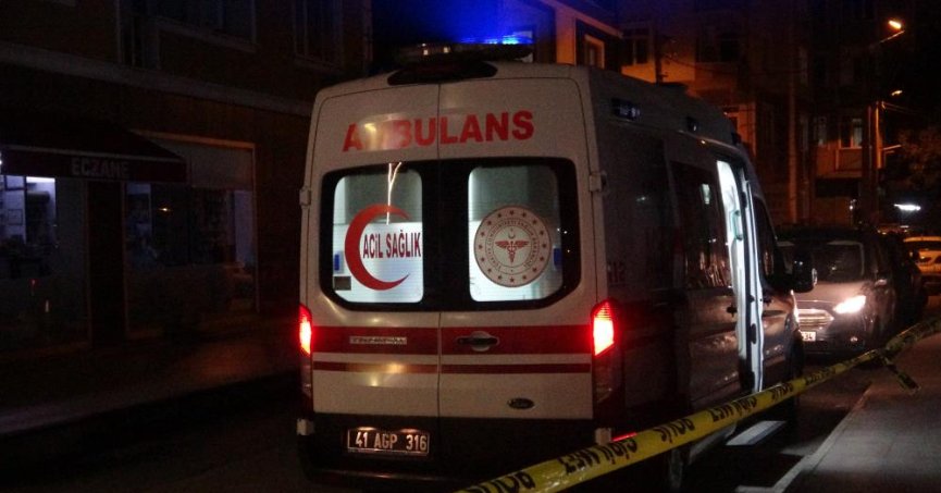 Emekli astsubay dehşet saçtı: Oğlunu öldürdü, eşini ve kızını ağır yaraladı