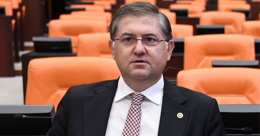 Yıldızlı biber gazının ortasında kaldı: Sağlık ekipleri müdahale etti