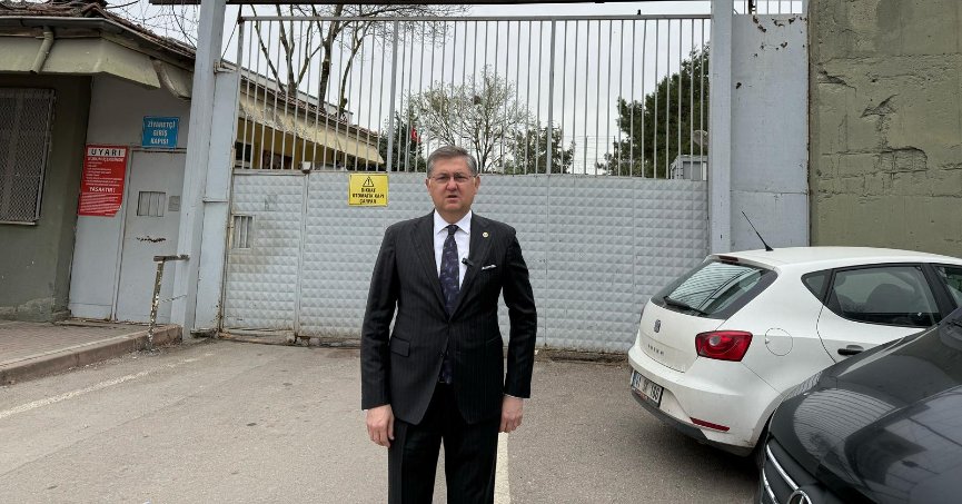 Yıldızlı, tutuklanan kız öğrenciyi ziyaret etti