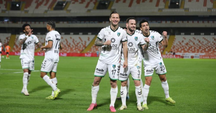 Adanaspor: 1 - Kocaelispor: 4