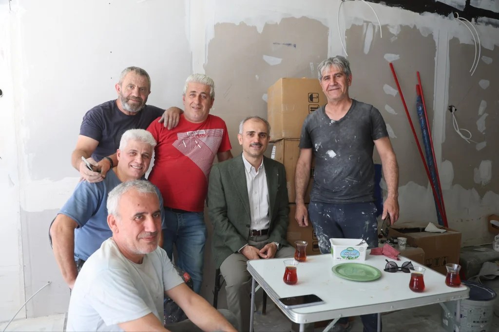 Başkan Çiftçi esnafla bir araya geldi