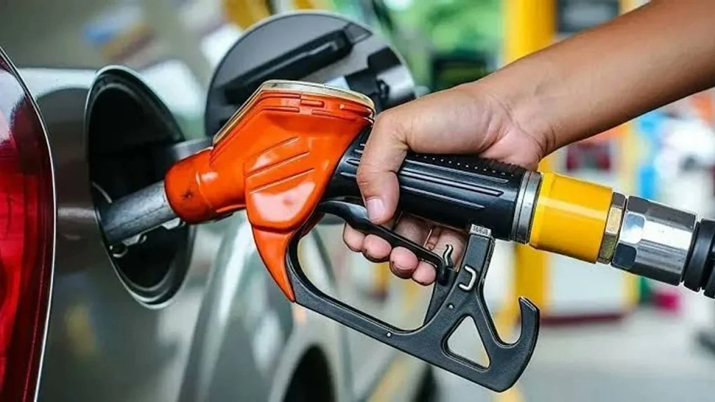 Motorin fiyatları 3 günde 2,01 TL geriledi