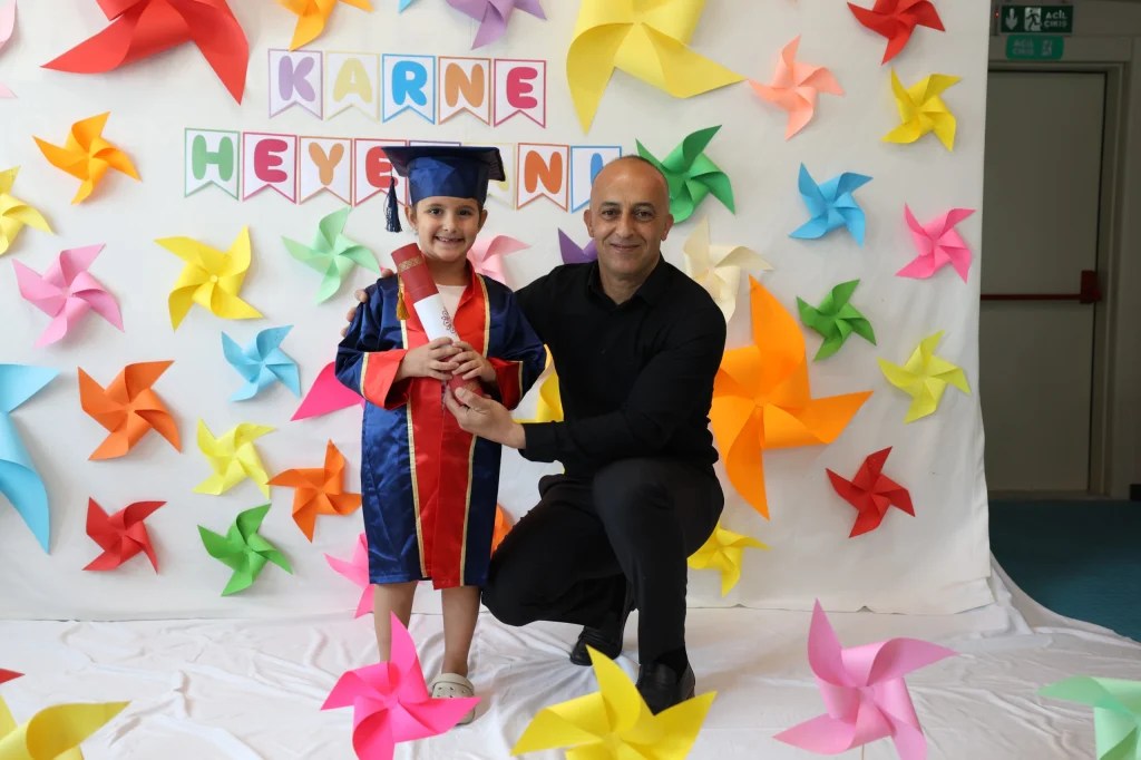 Minik öğrencilerin karne heyecanı! - 3. görsel
