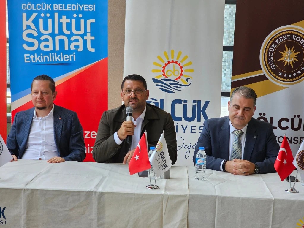 29. Ahşap Heykel Sempozyumu Gölcük'te Başladı