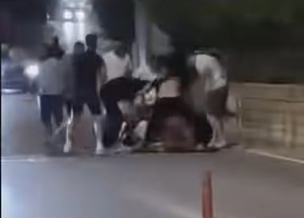 Darıca Plaj Girişinde Kavga Çıktı!
