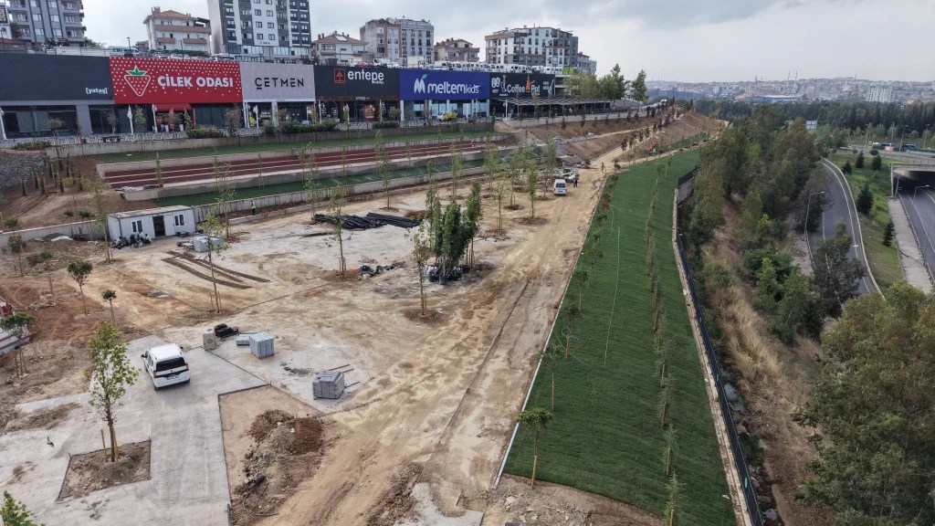 Çayırova’da parklar yenileniyor!