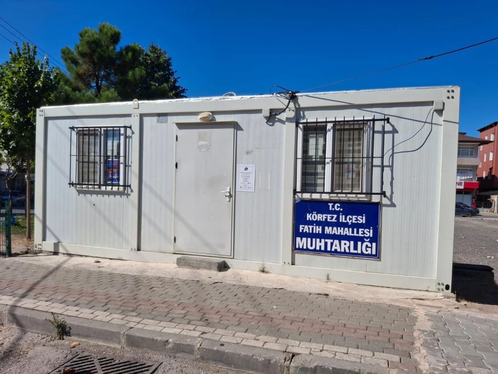 Körfez Fatih Mahallesi Muhtarlığı konteynerde kaldı!