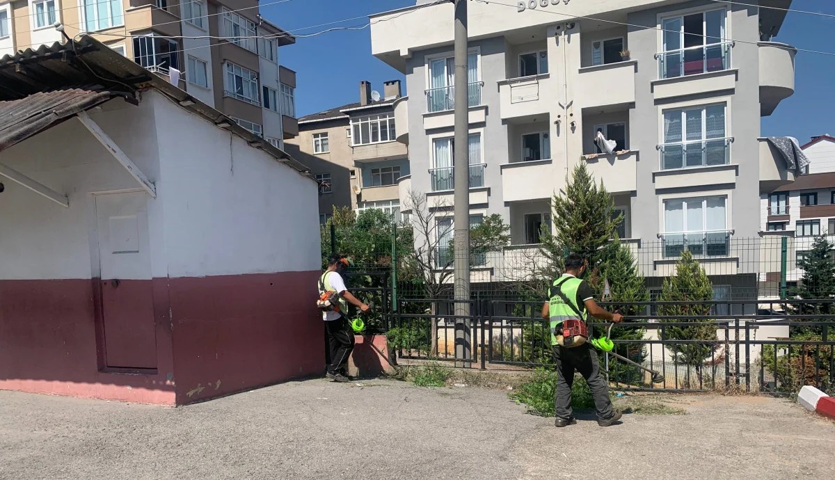 Çayırova’da okul bahçeleri yeni döneme hazırlanıyor